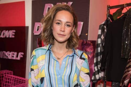 Afw: Show Van Silvian Heach