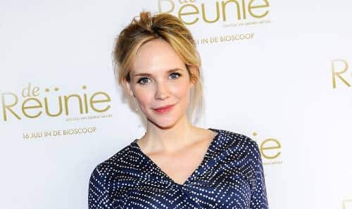 De Reünie In Première