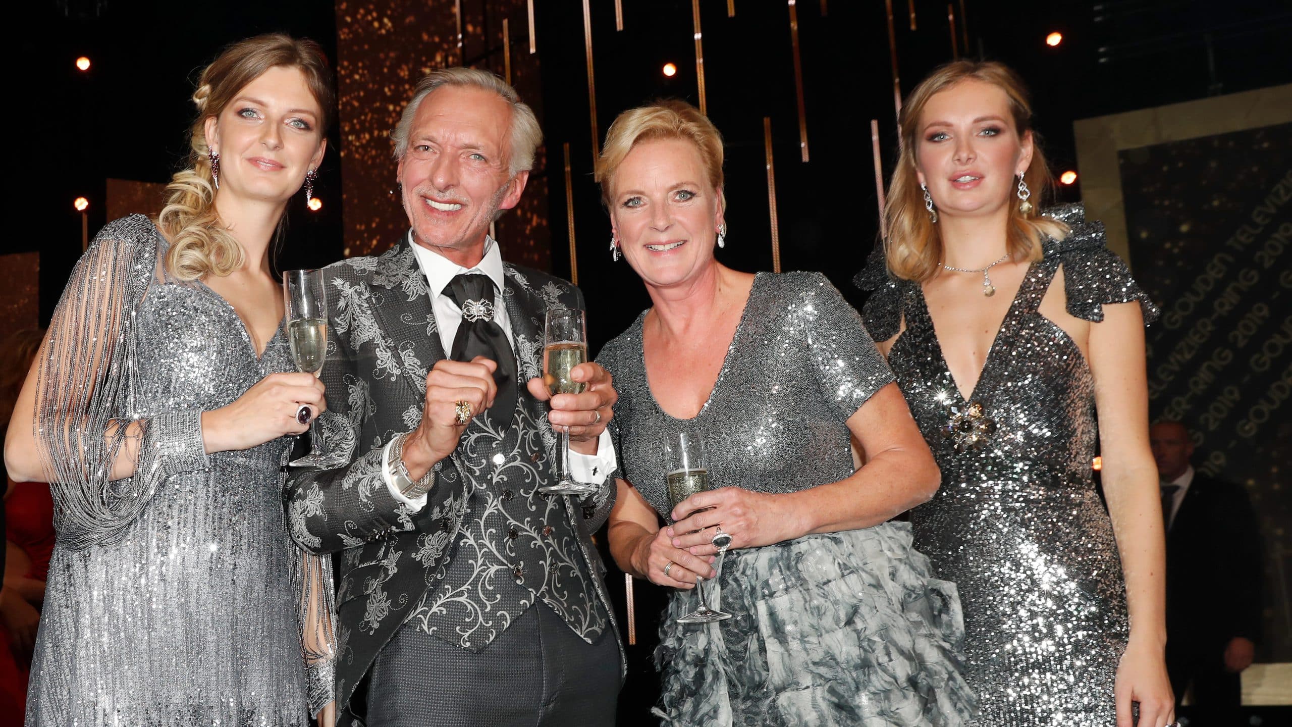 Martien Meiland , Erica Meiland En Dochters Maxime En Montana En Partner 09101904