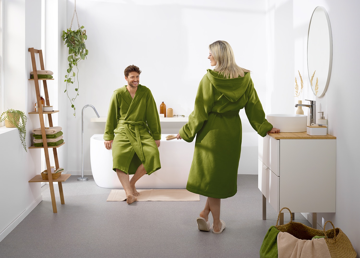 Reese Badjas 43588 69 Cactus