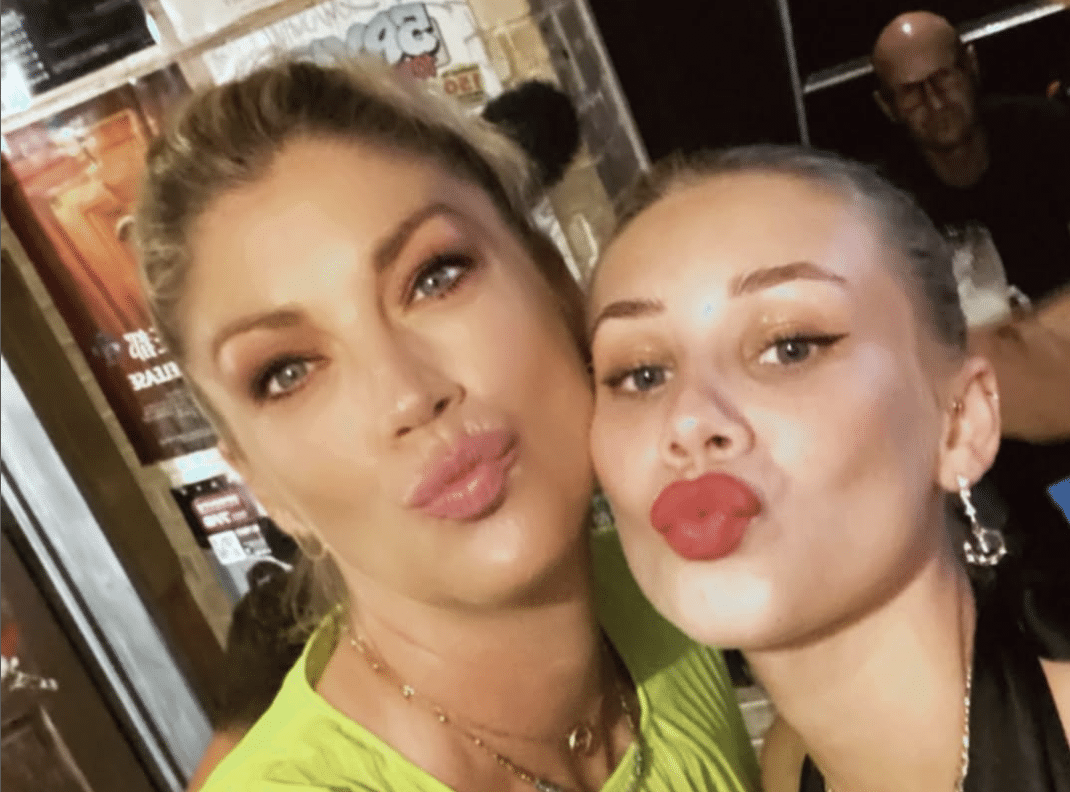 Kelly Pfaff Shania Gooris