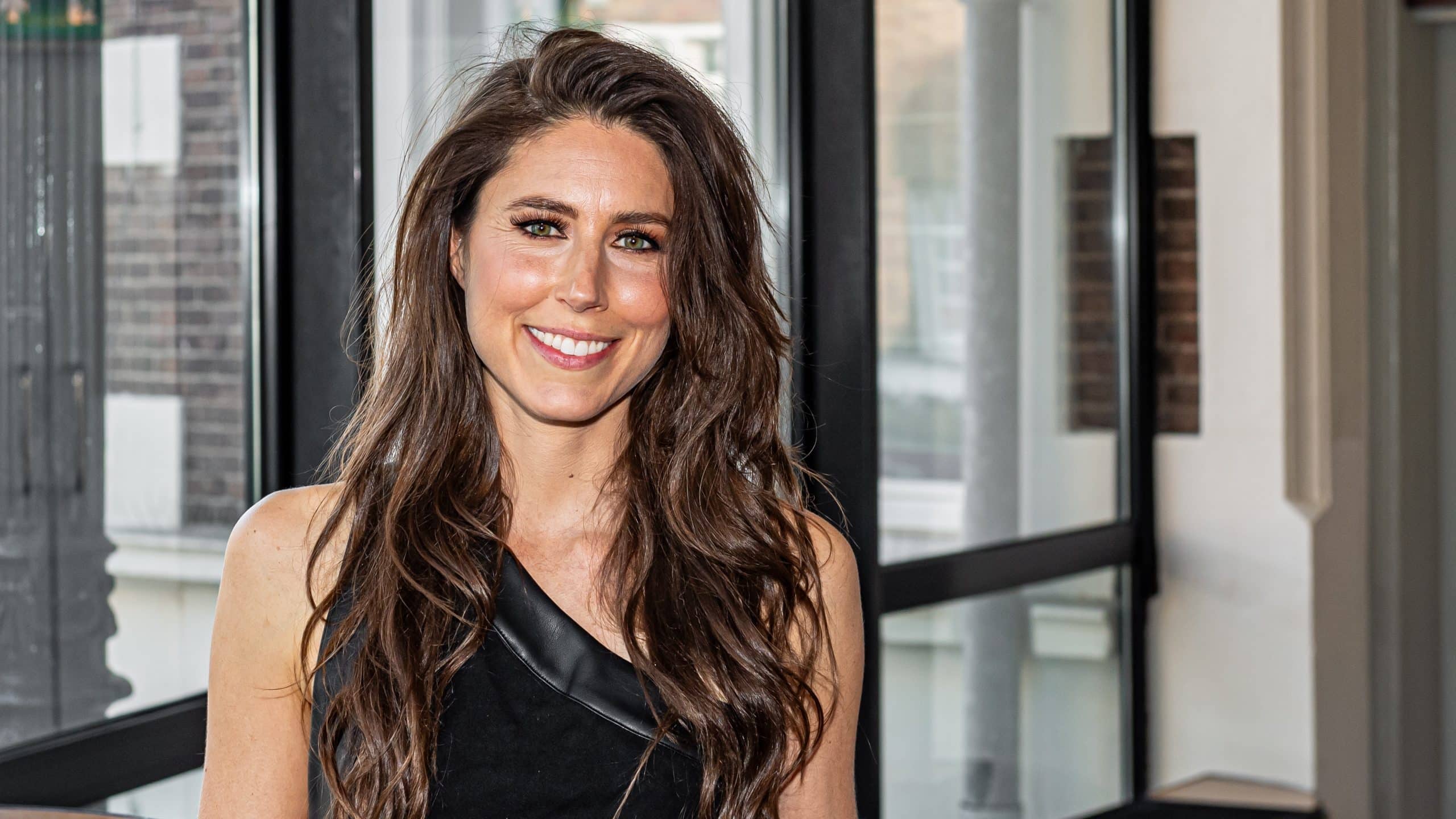 Iris Hond Anp 498078803