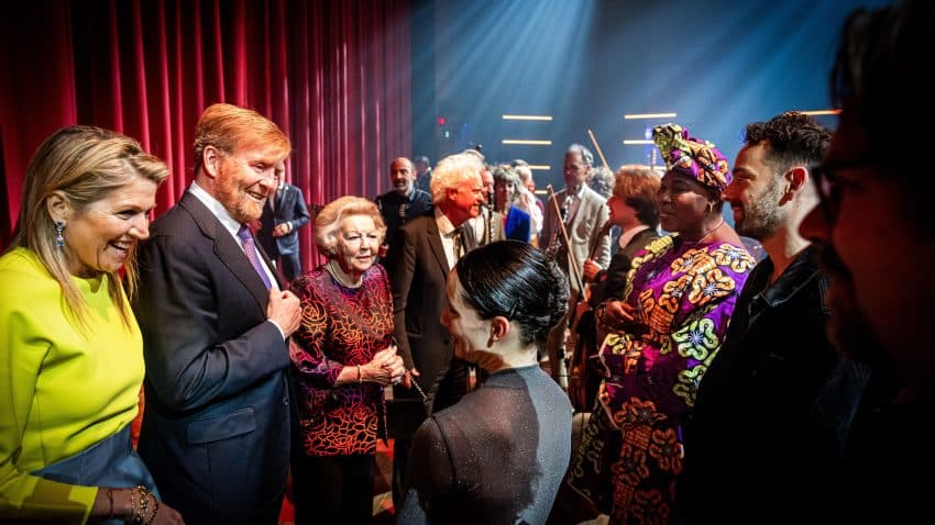 Koningsdagconcert In Emmen (pool)