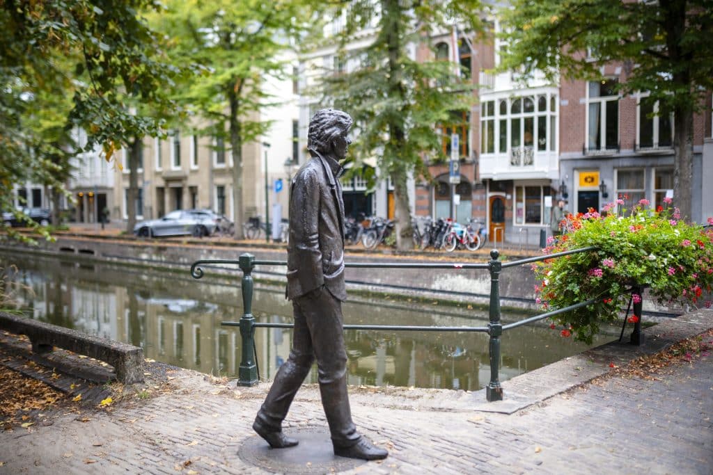 Onthulling Standbeeld Paul Van Vliet