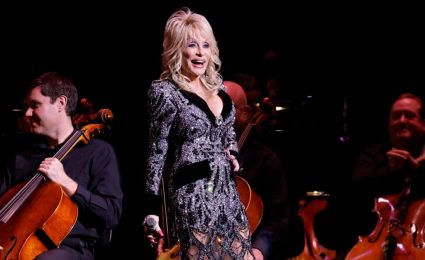 Dolly Parton's Threads: My Songs In Symphony World Premiere