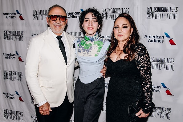 Dochter Gettyimages 1258725579 594x594 (1)