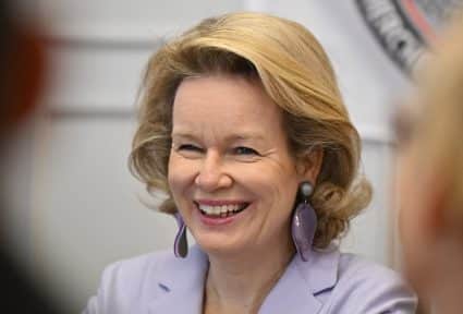 Royals Visit Emergency Victim Assistance Koningin mathilde