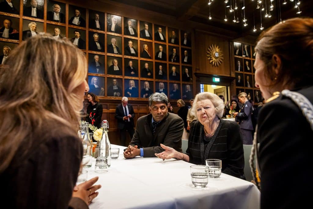 Prinses Beatrix Bij Interreligieuze Netwerk In Vrijheid Verbonden