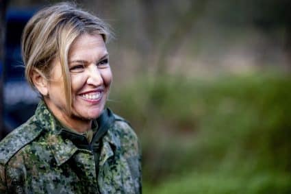 Koningin Máxima Bezoek Opleidings En Trainingscentrum Koninklijke Marechaussee Koningin Máxima