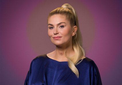 Roxeanne Hazes is Mario in The Passion