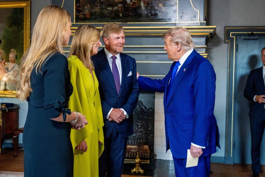 Koningspaar Ontvangt Staatshoofden En Regeringsleiders Navo Top