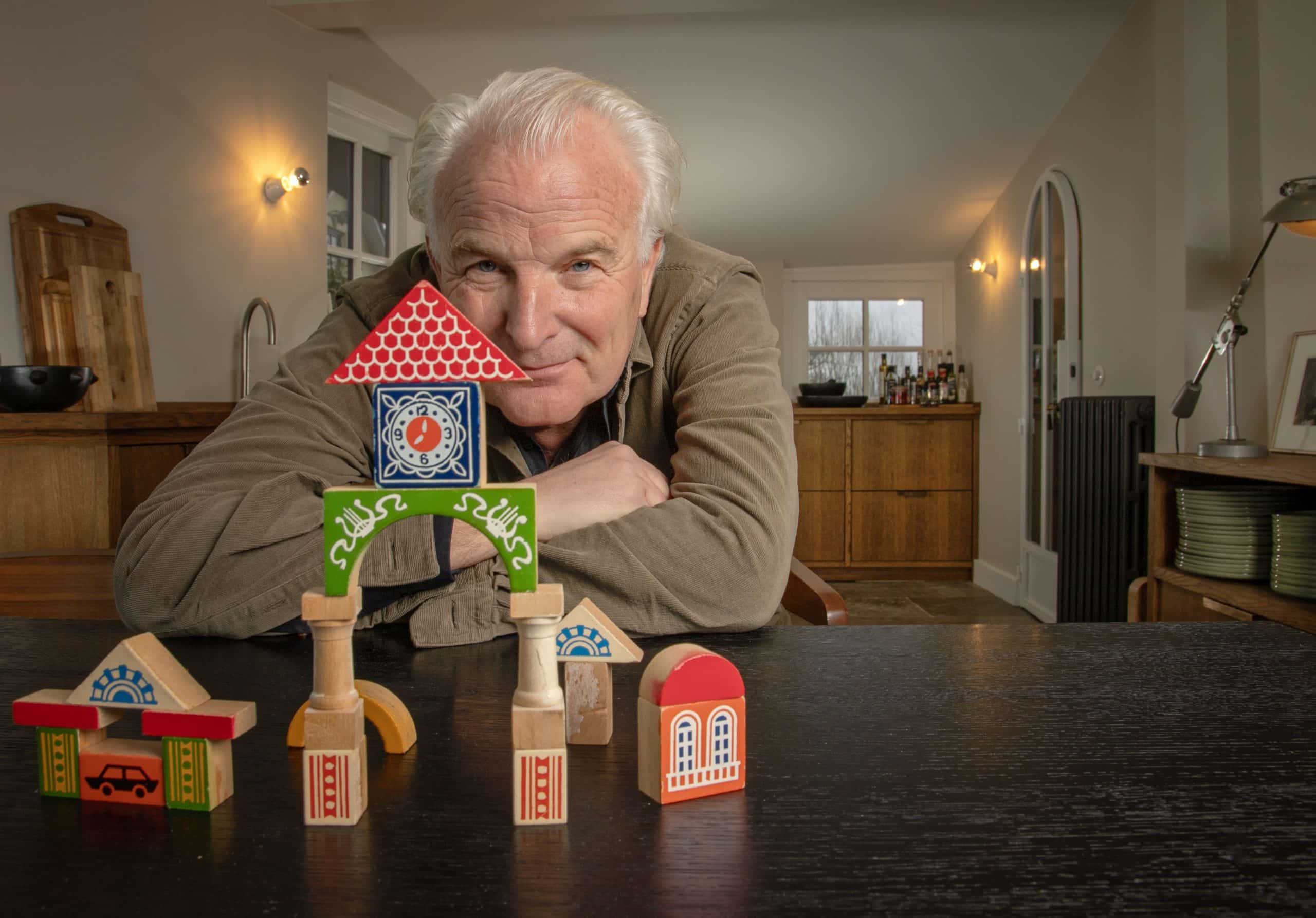 Portretten Van Kopen Zonder Kijken Presentator Bob Sikkes