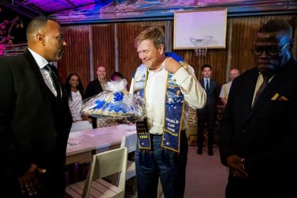 Koning Willem-Alexander Bezoekt Arubakoning Willem Alexander Bezoekt Curacao