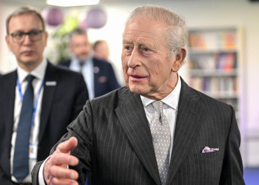 King Charles Iii Visits Oxford Pv Solar Technology Pioneer In Oxford Pool 27 Mar 2026