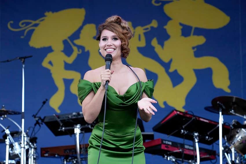 Raye Getty Images