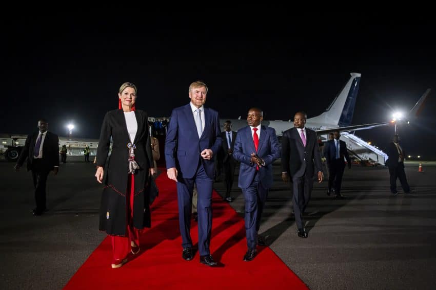 Koning Willem-Alexander en Máxima met vliegtuig Getty Images