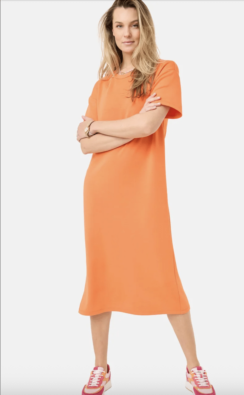 Oranje Jurk About You Scherm­afbeelding 2026 07 17 Om 11.38.20