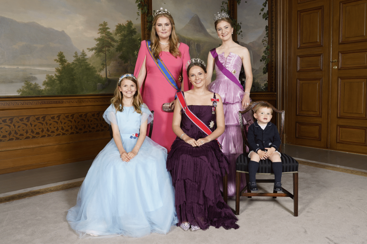 Prinses Amalia, prinses Elisabeth, prinses Estelle, prinses Ingrid Alexandra en prins Charles ANP