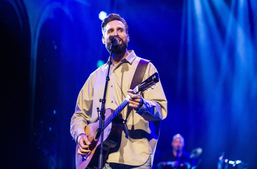 Doek Valt Voor Nick & Simon Als Muzikaal Duo